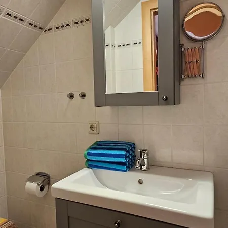 Apartamento Ferienzimmer Hühnernest Hirtenweg 3 *